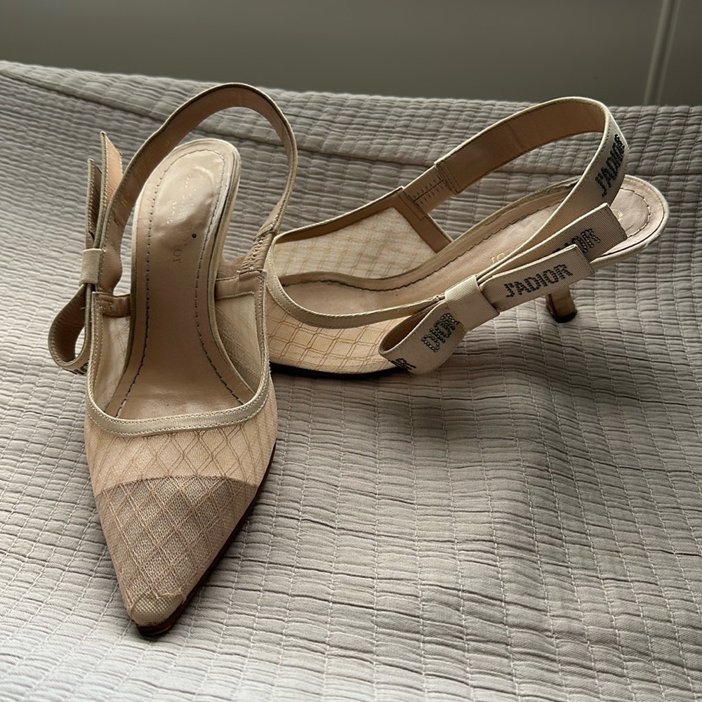 J’Adior Slingback Pump - transparent mesh with nude strass